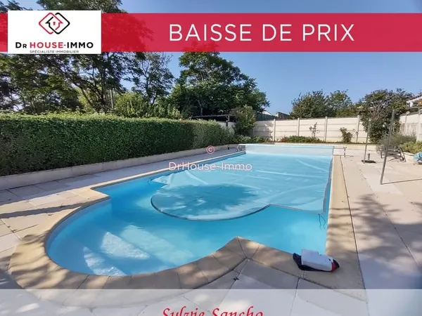 Superbe maison familiale , idéal pour un artisan à Buzançais !