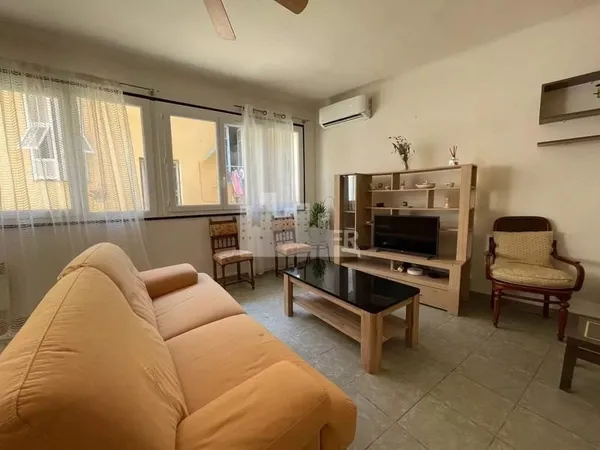NICE / PORT : 5 pièces 102 m²