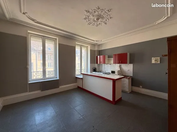 Studio 1 pièce 25 m²