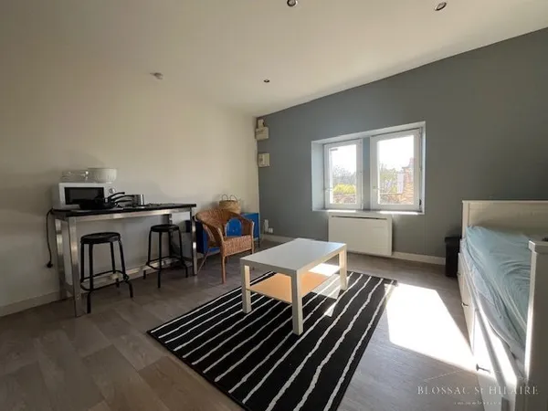 POITIERS, PLAN SAINT SIMPLICIEN, STUDIO MEUBLE DE 20.13m2