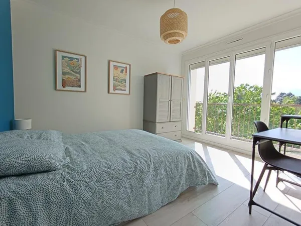 Chambre meublée dans colocation - Rennes Henri-Fréville