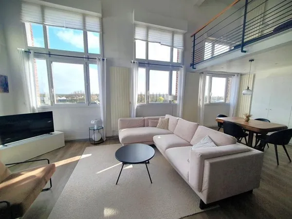 LOFT EXCEPTIONNEL 4 CHAMBRES, TERRASSE, PARKING