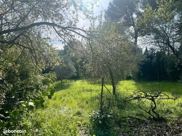 Terrain 515 m² MARIGNANE
