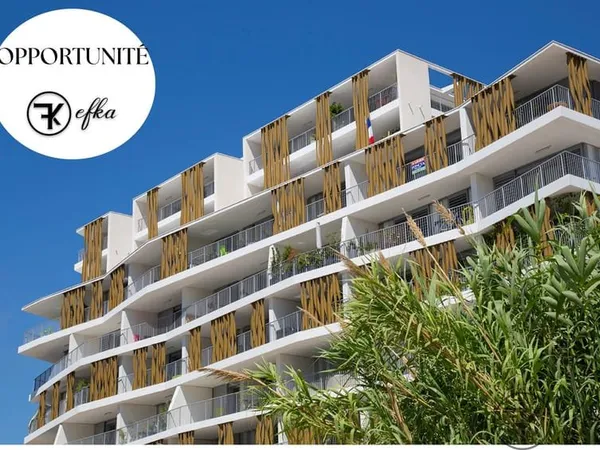 T3 de 64 m2 avec sa terrasse de 29 m2 en plein coeur de Port