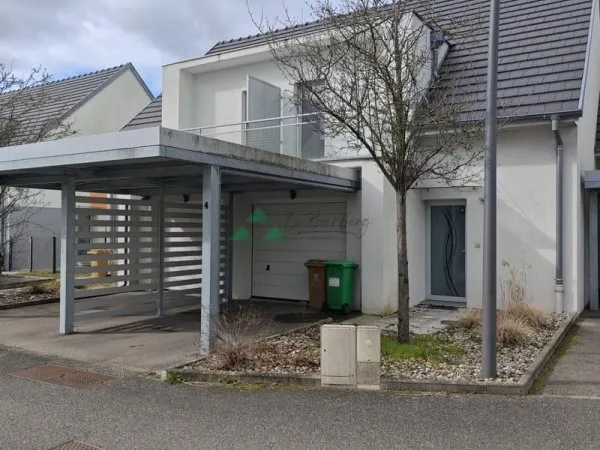 Maison jumelée 4 pièces 92,15 m2 Au calme en impasse, pr