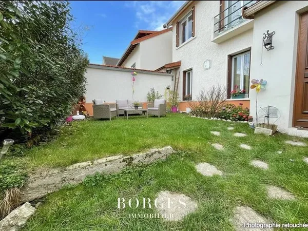 Maison 4 pièces 230 m²