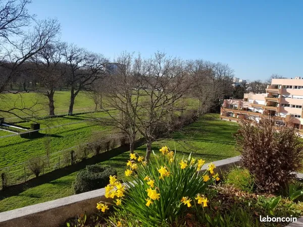 3 chambres dans colocation appartement avec grande terrasse, 2 sdb, 3 wc, parking, Nantes Petit Port