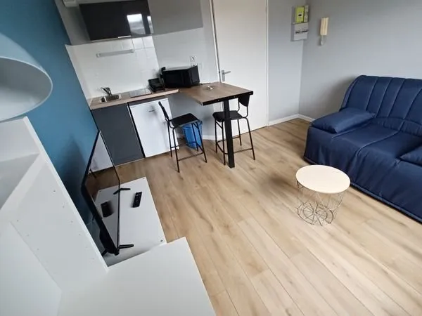 Studio rénové prox. Gare