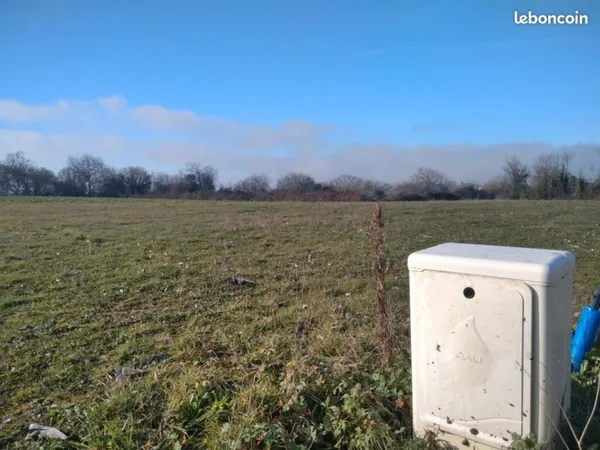 Terrain plat viabilisé 2870m2