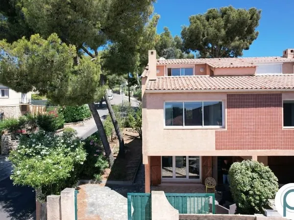 Bandol - T4 - Jardin, Terrasses et Calme absolu