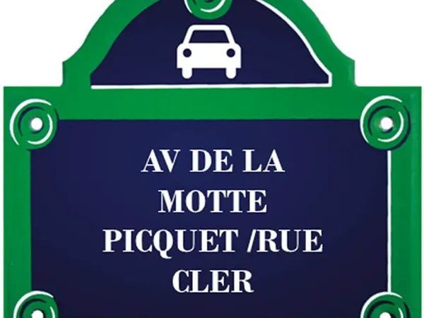 AV DE LA MOTTE PICQUET**DOUBLE PARKING** IMMEUBLE RÉCENT GARDIENNÉ ET SÉCURISÉ**BORNE ÉLECTRIQUE**