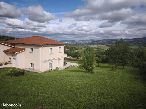 Maison 7 pièces 147 m²