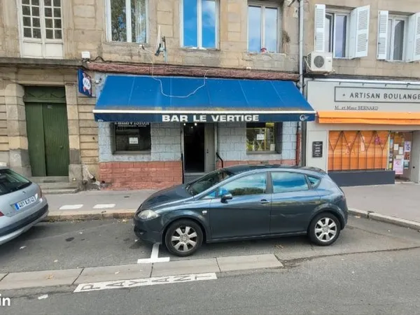 Hôtellerie et restauration Vente Saint-Étienne  67m² 15000€