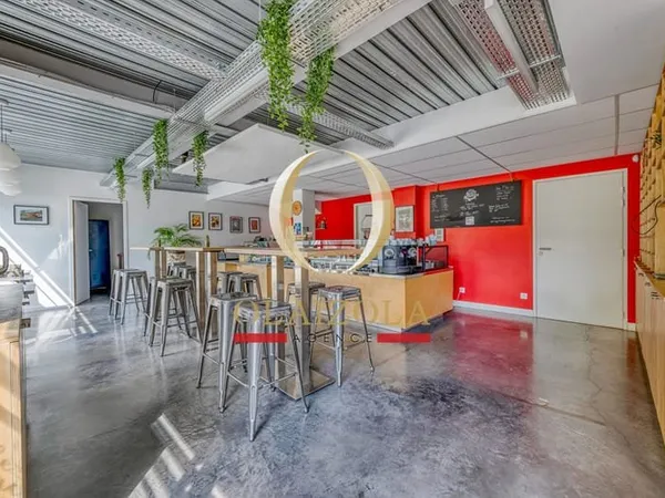 MURS : RESTAURANTBordeaux 250 m2