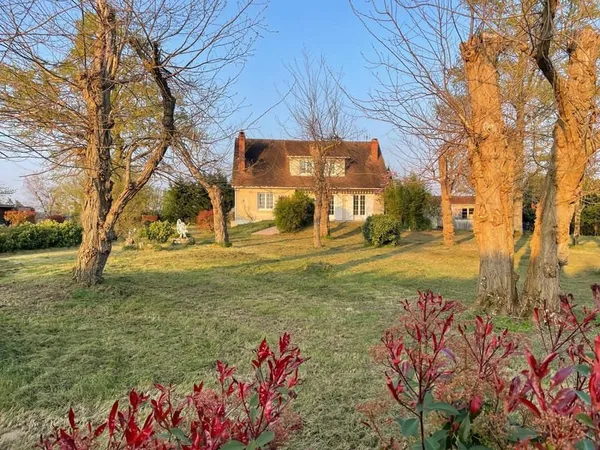 A vendre Maison a Mareau aux prés
