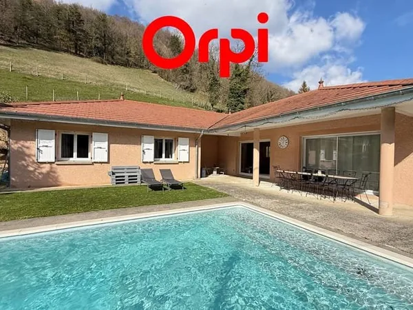 Maison 5 pièces 146 m²