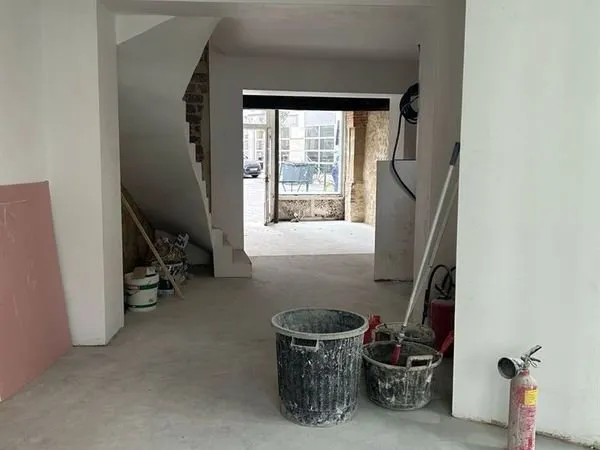 Local commercial 130 m² RUEIL MALMAISON
