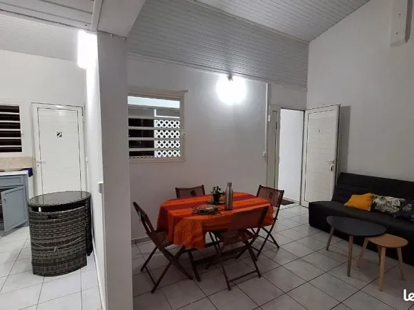 Appartement meublé, proche plage et centre de St François