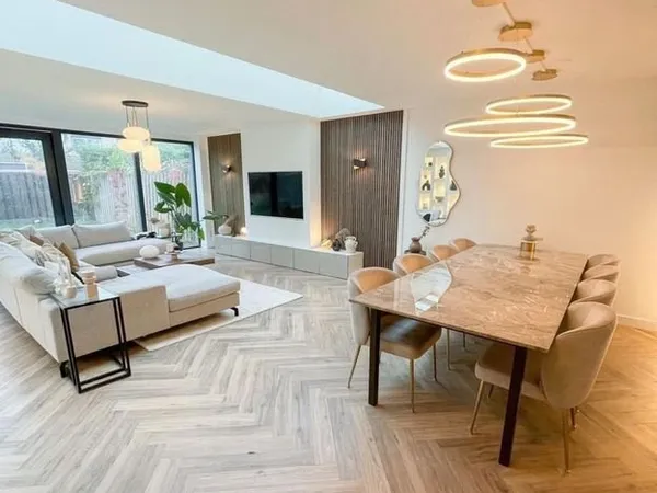 Maison de luxe 6 pièces 137 m²
