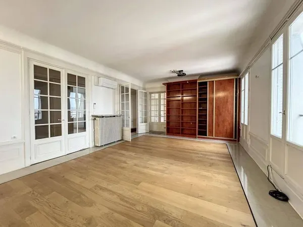 Appartement 6 pièces 163 m²