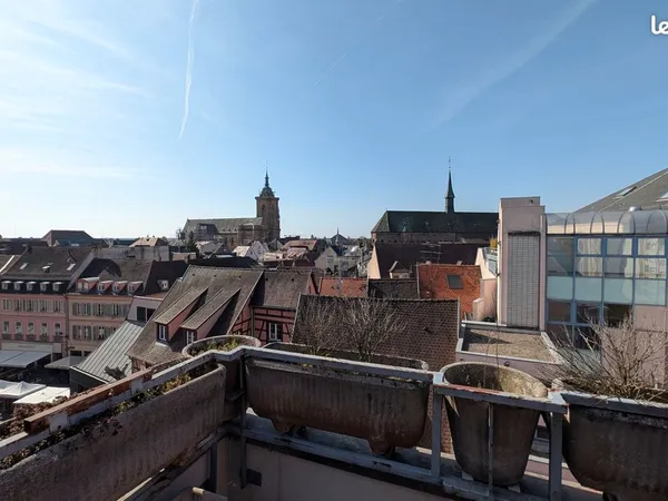 Colmar - Duplex 100 m² au dernier étage avec ascenseur