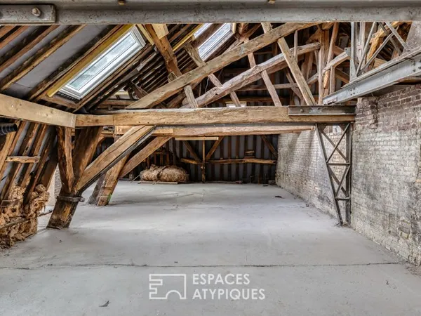 Appartement loft sous combles en coeur de ville avec Rooftop
