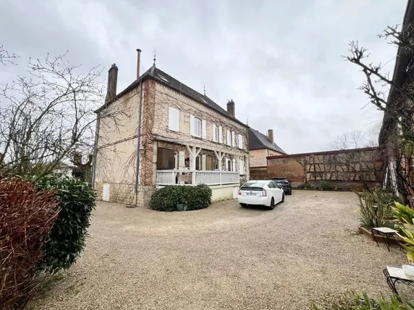Demeure bourgeoise de prestige - Coeur de Saint-Germain-du-Bois
