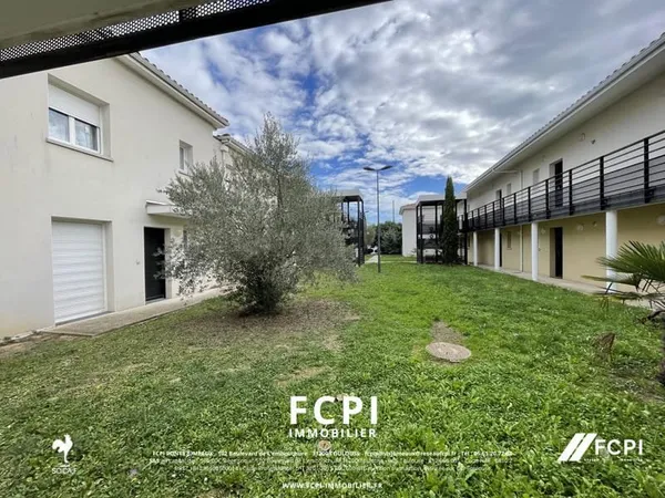 Appartement deux pièces - 44m2 - AUCAMVILLE