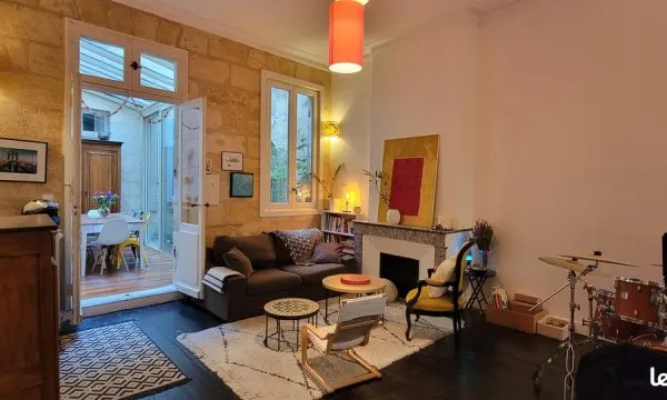 Grand appartement rénové en plein coeur des chartons direct propriétaire
