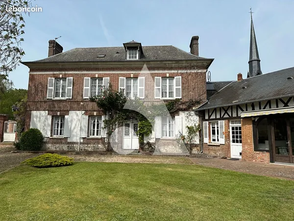 Propriété 7 pièces 199 m²