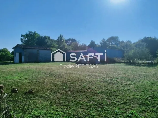Terrain 985m2 constructible Mervent