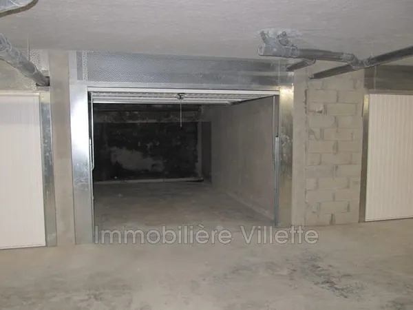 Stationnement Location Villeneuve-Loubet   140€