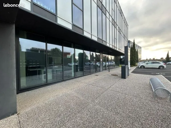 Bureaux 62 m²