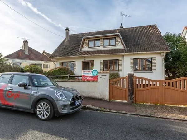 Maison 6 pièces 203 m²