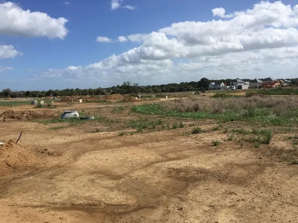 Terrain 476 m²