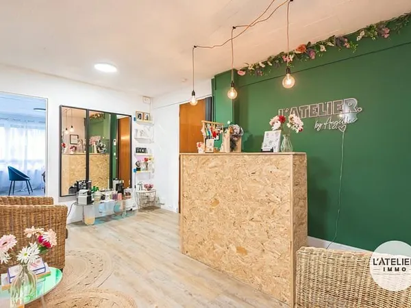 Local professionnel 79 m² PMR / ERP Saint-Remi