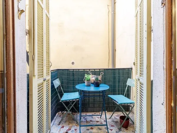 NICE RIQUIET - 3PIECES AVEC BALCON ET CAVE