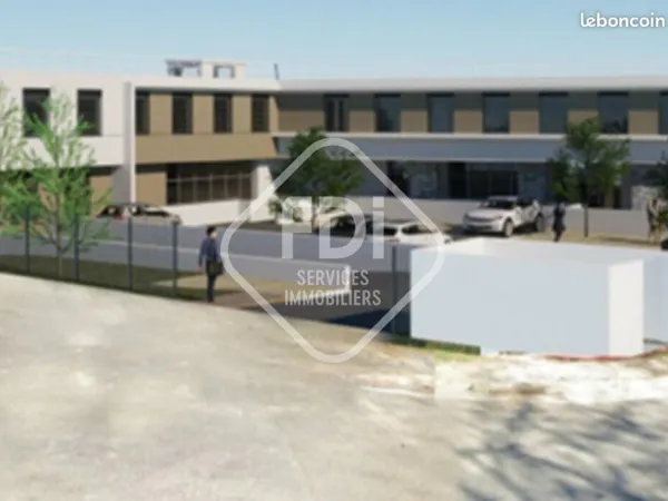 LOCAL COMMERCIAL 143 m² TEYRAN