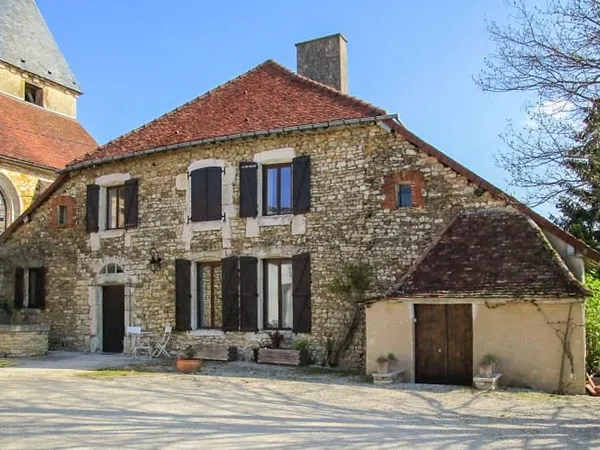 Maison 10 pièces 300 m²