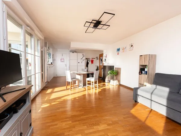 Appartement Vaires Sur Marne 3 pièce(s) 73,47 m2m2