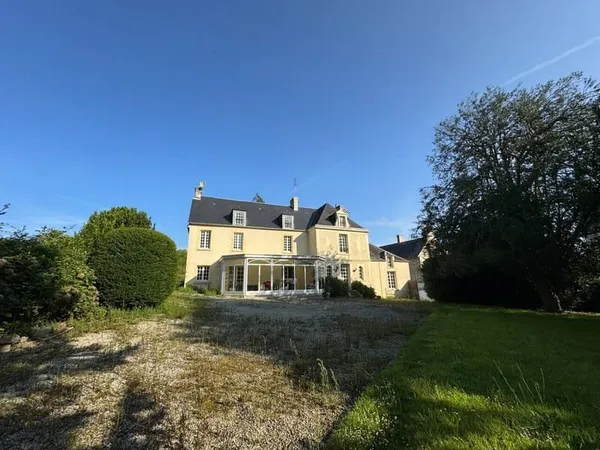 Maison 12 pièces 420 m²