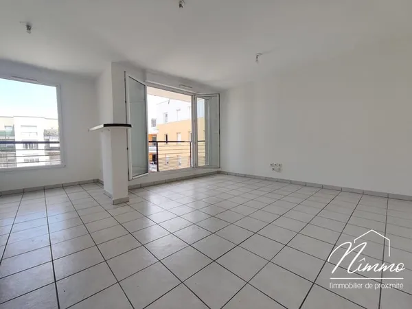 EXCLUSIVITE NIMES GARE APPARTEMENT T4 TERRASSE PARKING ASCEN