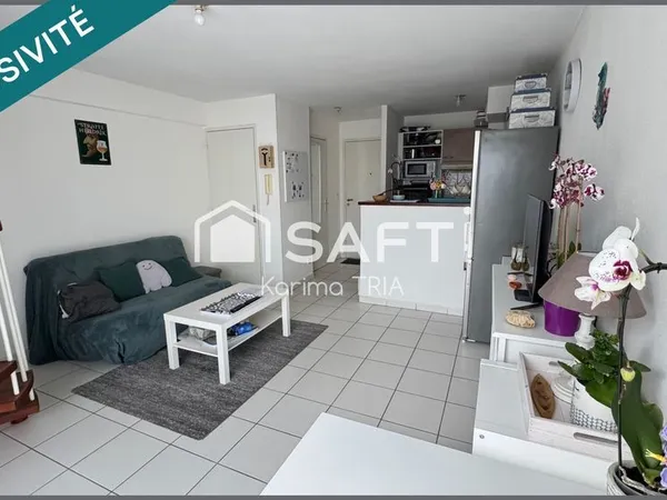 Appartement duplex 2 pièces avec terrasse, balcon, piscine et parking