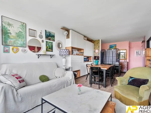 Appartement Maisons Laffitte 5 pièce(s)69 m2 - ascenseur - dernier étage
