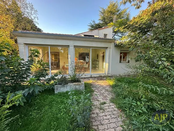 Maison Saint Leger 6 pièce(s) 171.28 m2