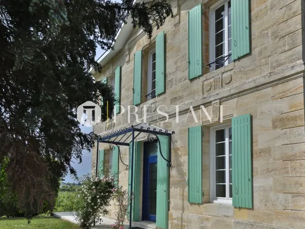 Maison et villa de prestige Vente Néac 9p 240m² 495000€