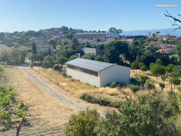 Garage box hangar 100m2