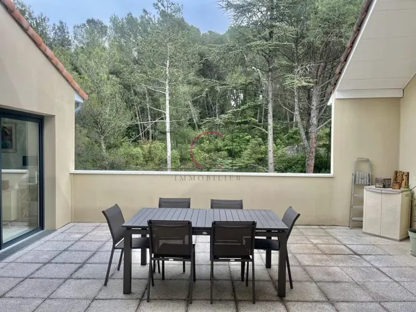 RARE - Appartement d'Exception 3ème et Dernier Étage avec Rooftop Unique