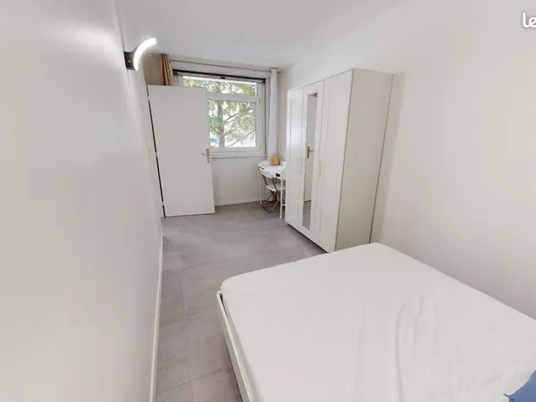 Chambre 4 pièces 67 m²
