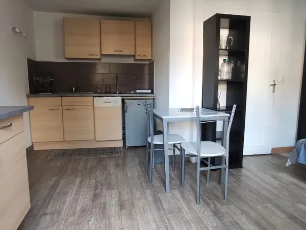 Location studio meublé